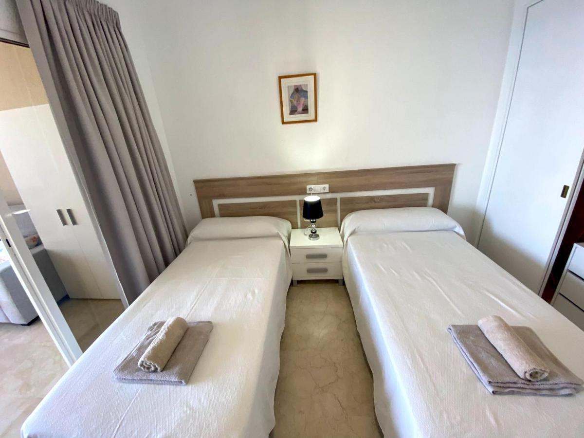 Apartamento Torre Levante, Primera Linea De Playa 貝尼多姆 外观 照片